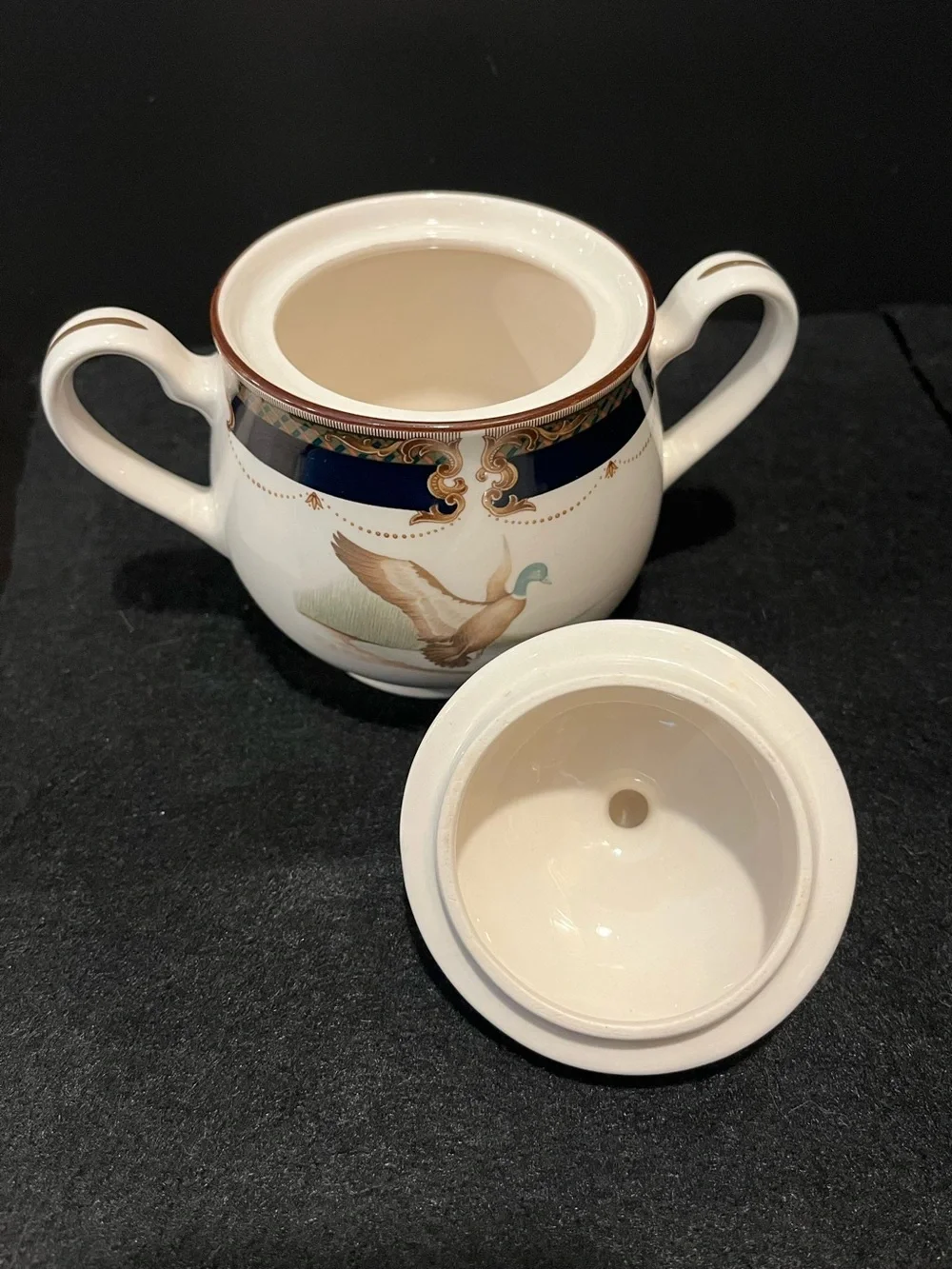 Keltcraft designed by Noritake Tranquil Glen Lidded Sugar Bowl with Duck Motif